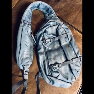 Patagonia Sling Bag 8L NWOT